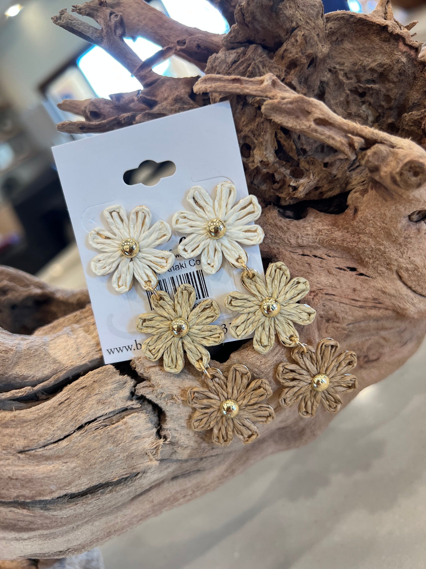 Raffia Triple Flower Earrings