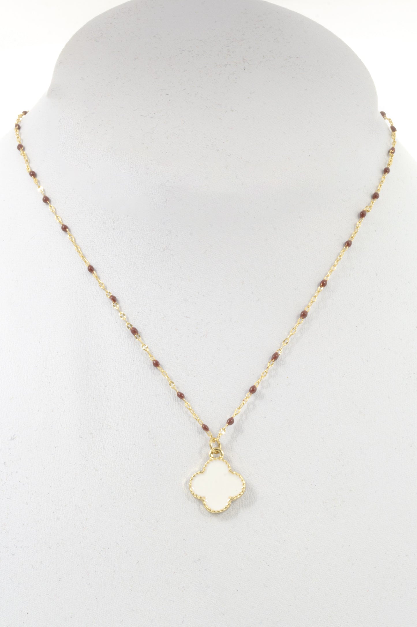 Clover Pendant Necklace