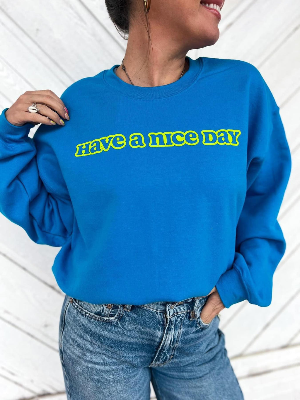 Have a nice day smiley graphic sweatshirt