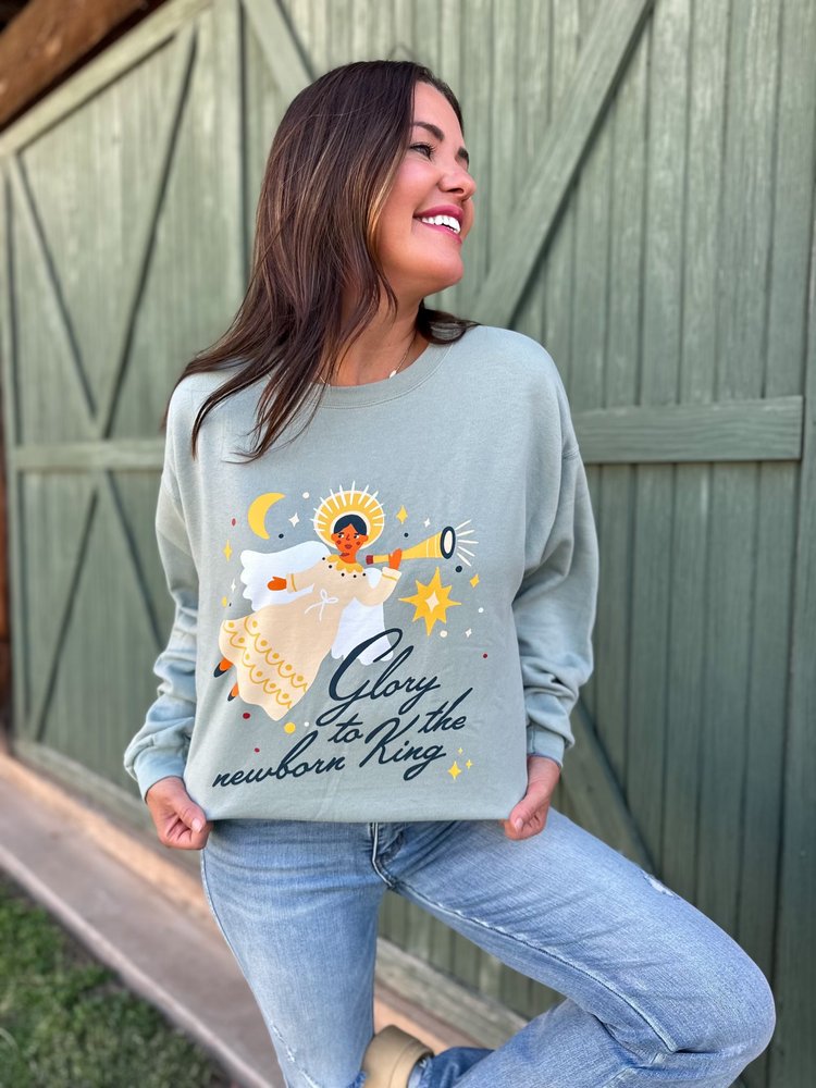 Glory to the Newborn King Graphic Sweatshirt