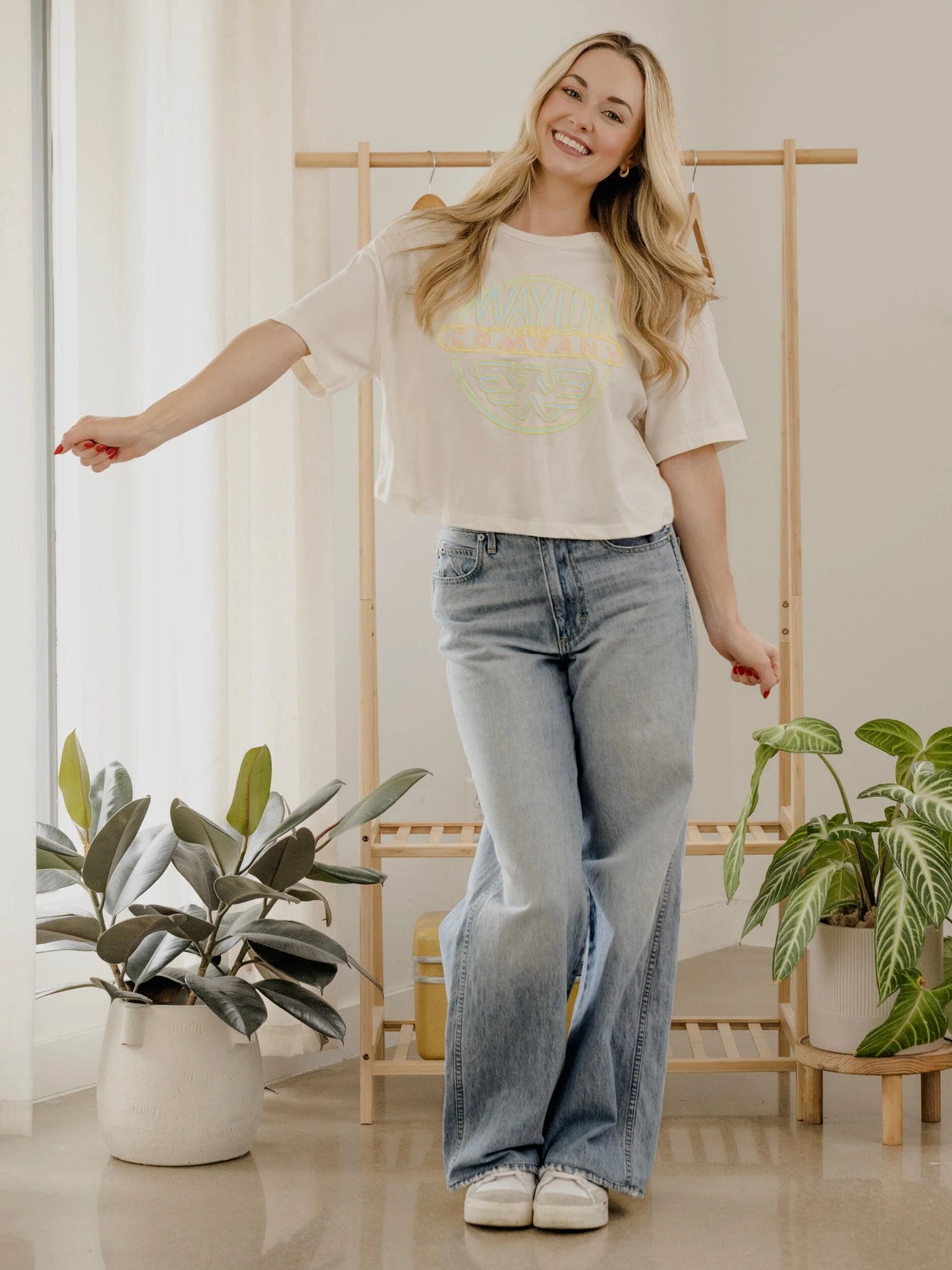 Waylon Jennings Logo Puff Ink Off White Cropped Graphic Tee