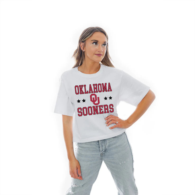 OKLAHOMA SOONERS TO THE POINT BOXY FIT WOMEN'S CROP TEE