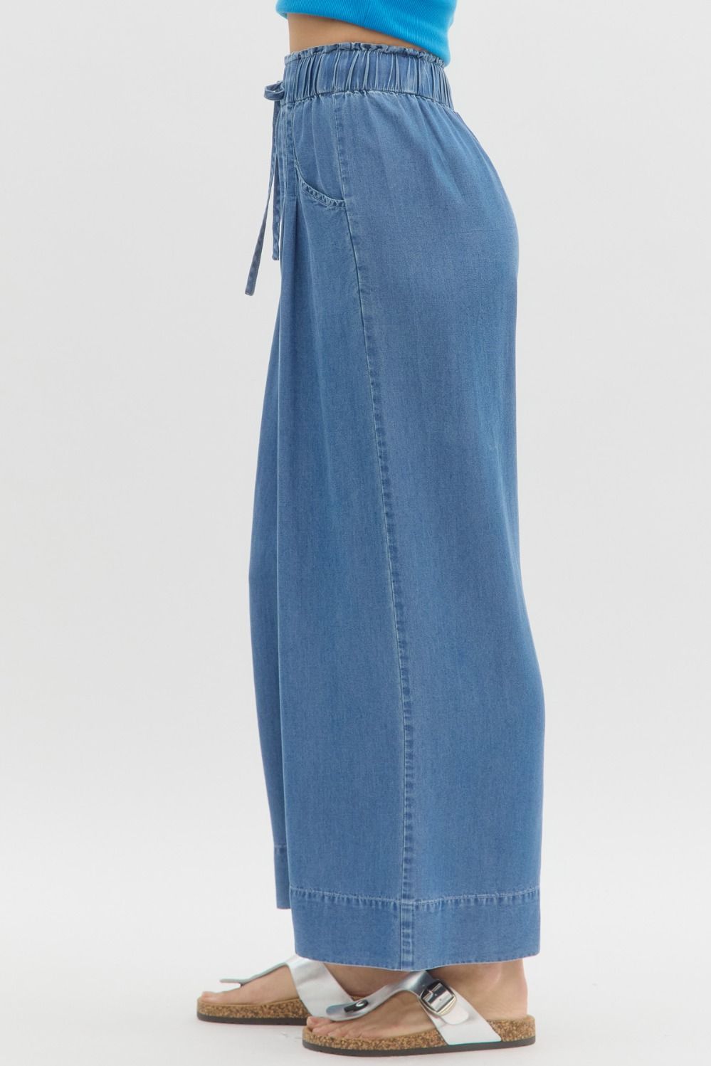 **Coming Soon**Entro High Waist Pintuck Denim Pants