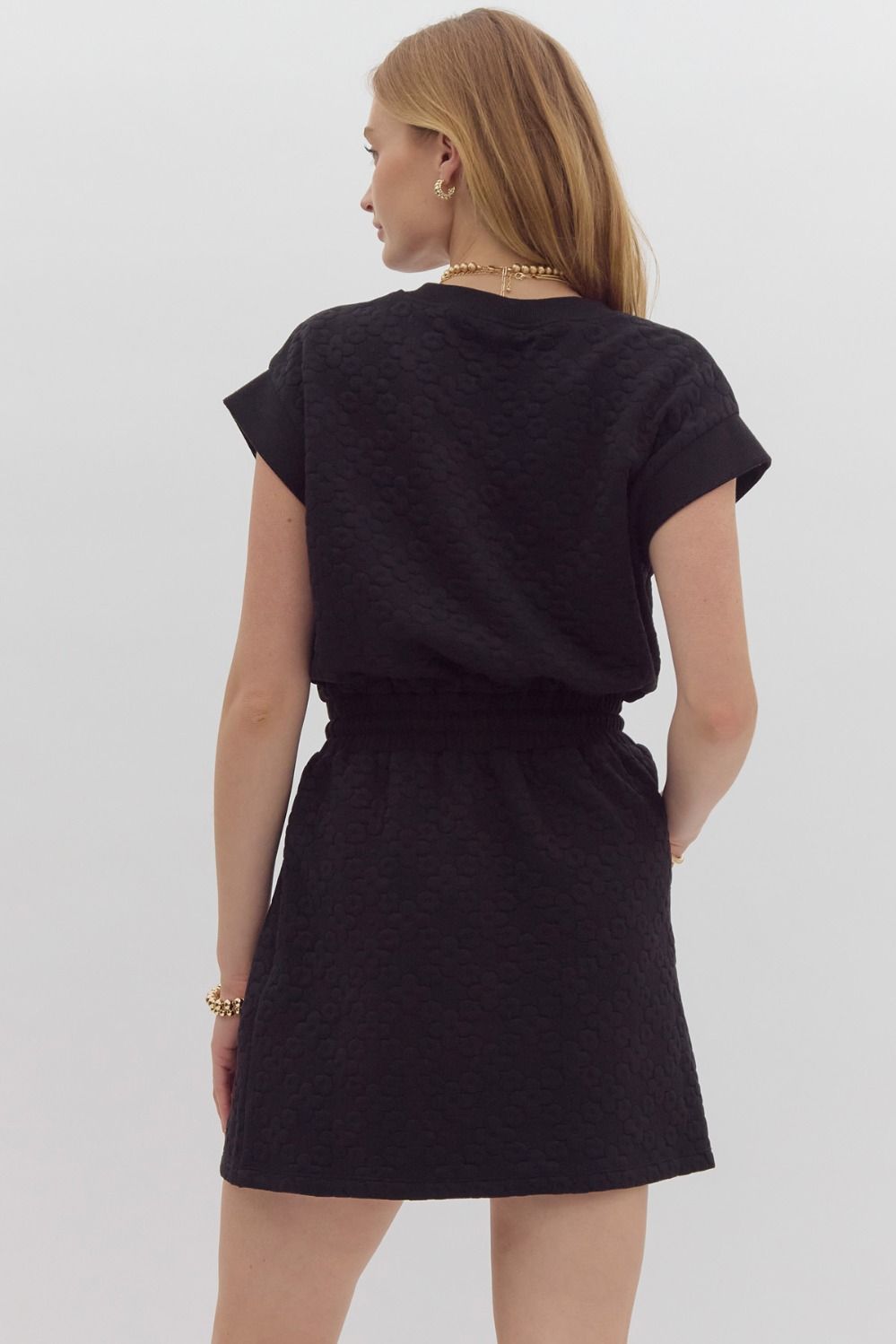 Entro Textured Short Sleeve Dress