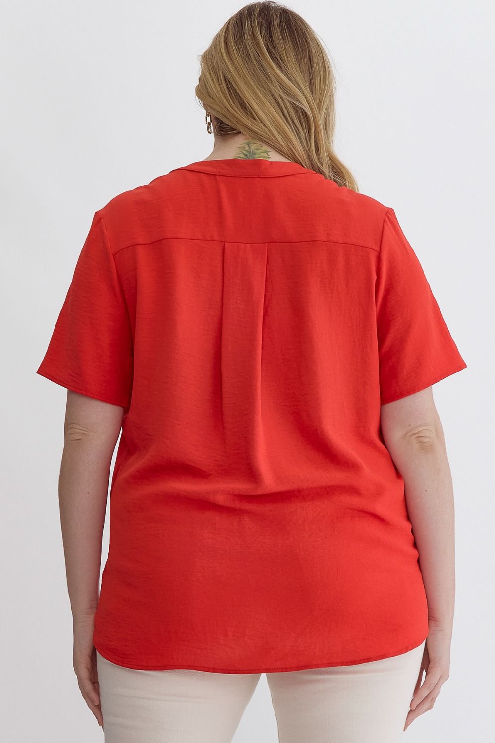 Entro V-Neck Placket Plus Top