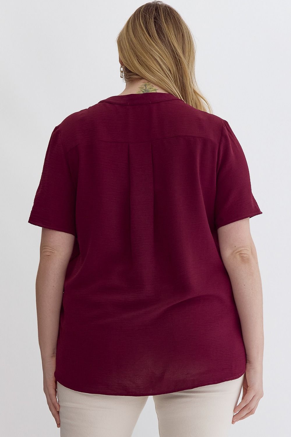 Entro V-Neck Placket Plus Top