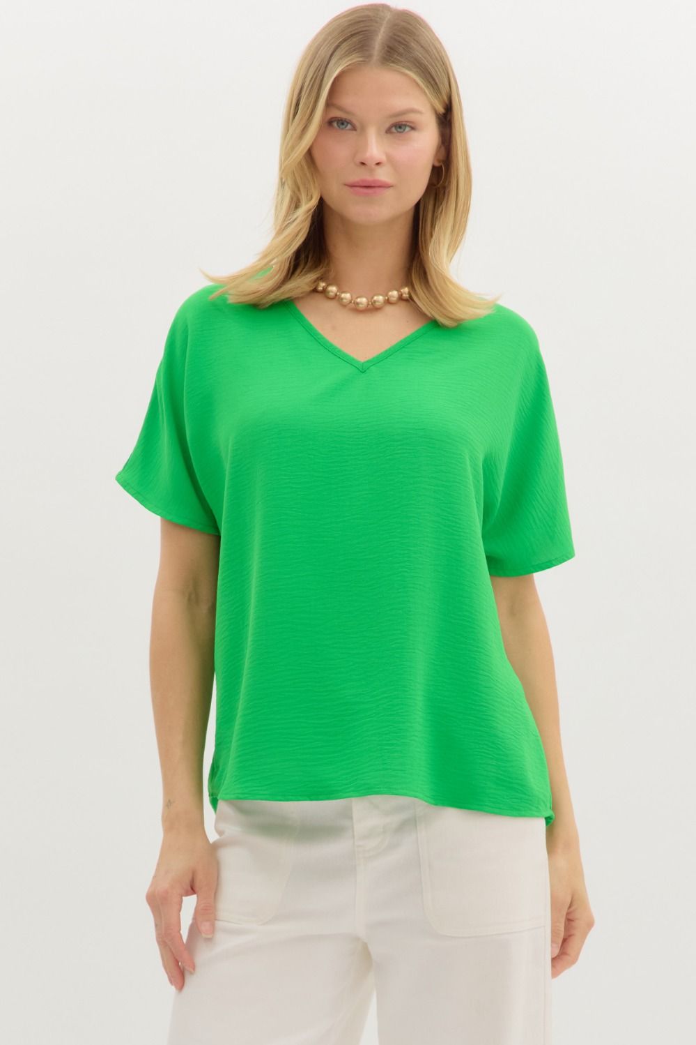 Entro Classic V-Neck Pullover Top